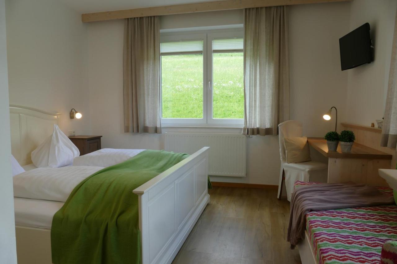 Pension Geissler-Reicher Oberwoelz Stadt Exterior photo